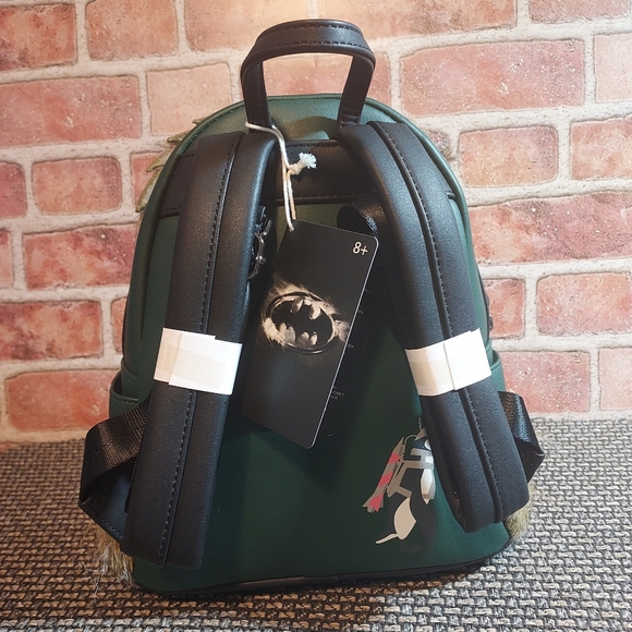 NWT Loungefly Batman Returns Penguin Mini Backpack Limited Edition - Picture 3 of 9